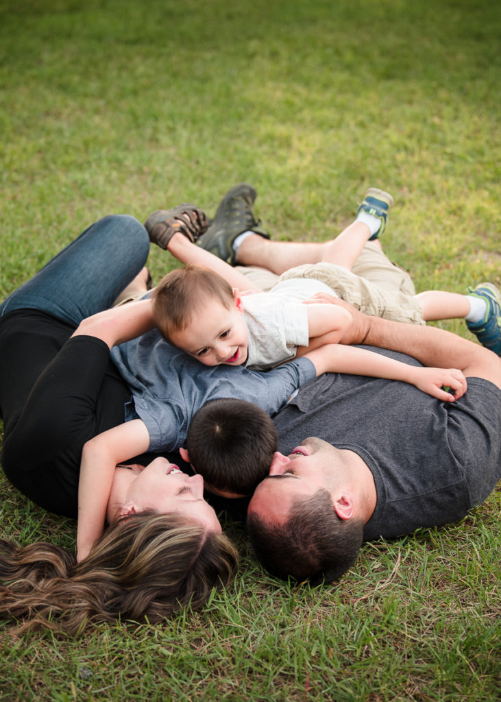 Family Photography in grass